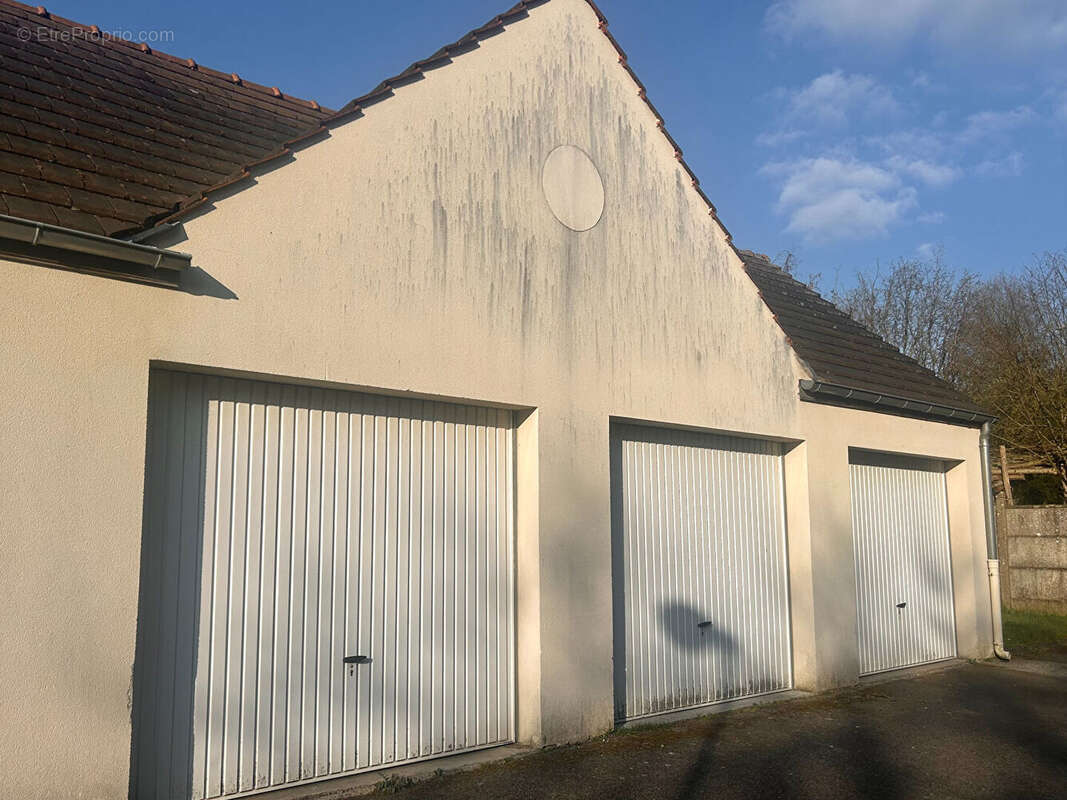 Appartement à VERNEUIL-EN-HALATTE