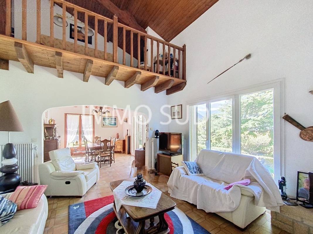 Maison à SAINT-GEORGES-DE-COMMIERS