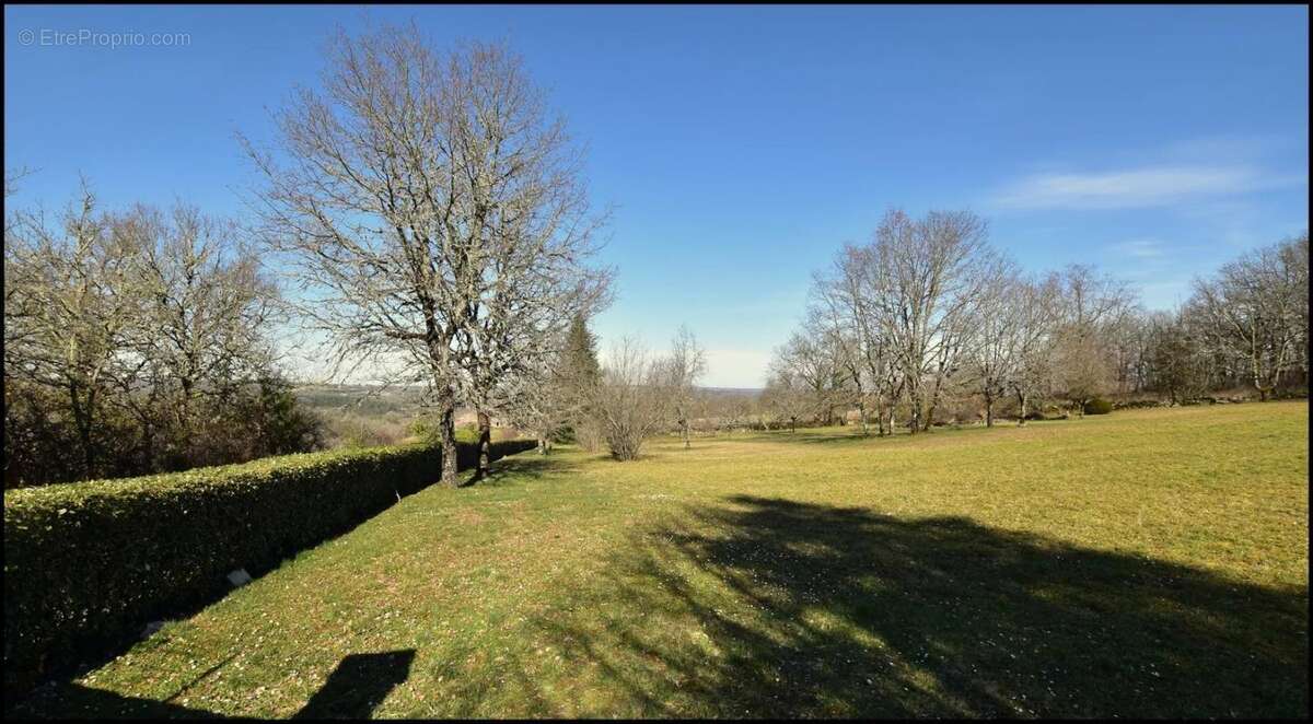 Maison à LAROQUE-DES-ARCS