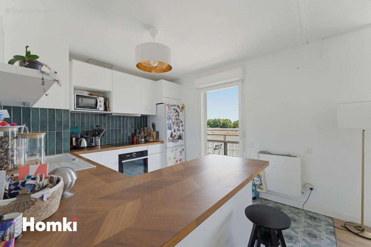 Appartement à BORDEAUX