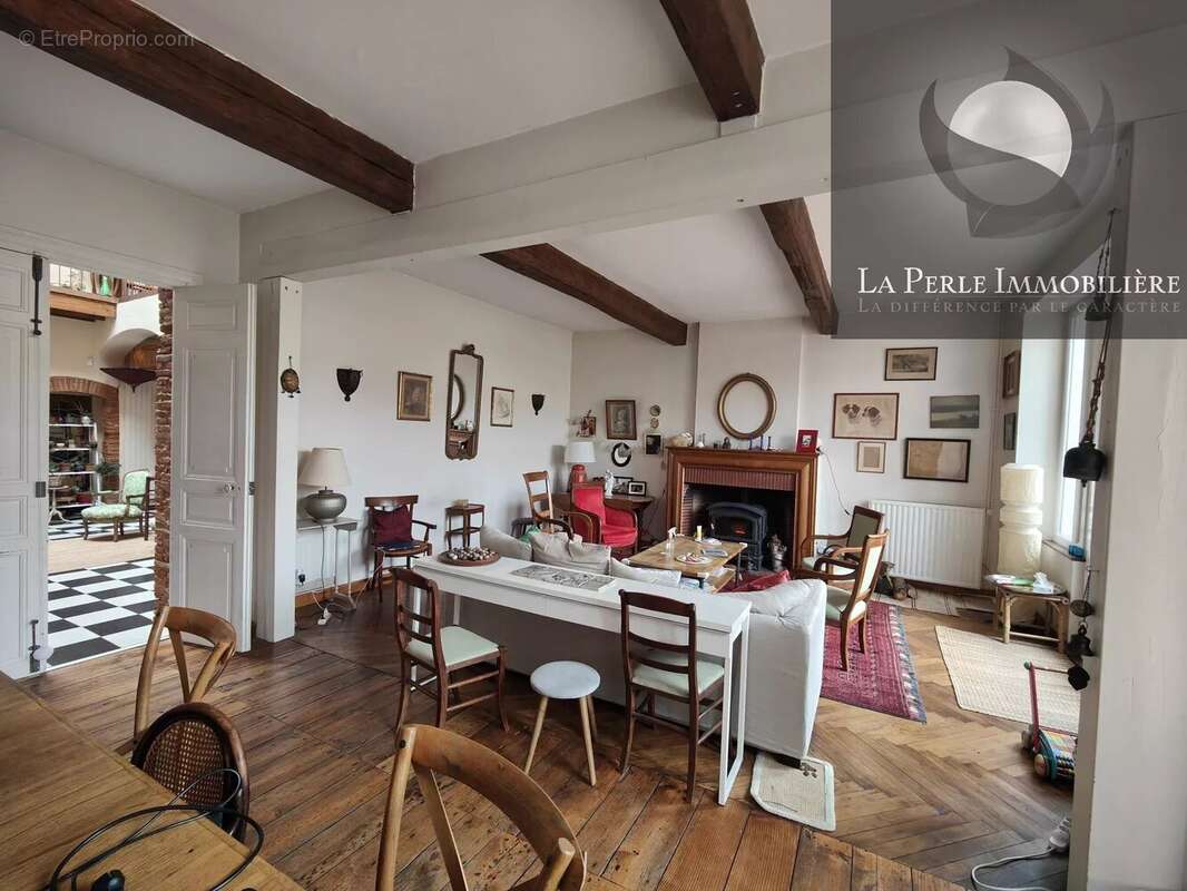 Maison à CASTELSARRASIN