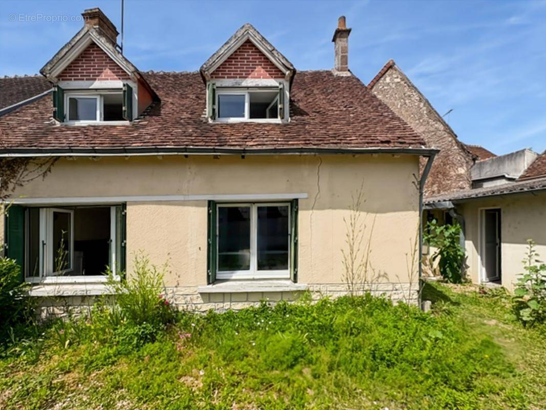 Maison à SELLES-SUR-CHER