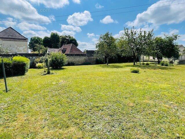 Terrain à SACY-LE-GRAND