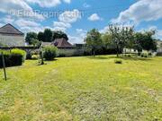 Terrain à SACY-LE-GRAND