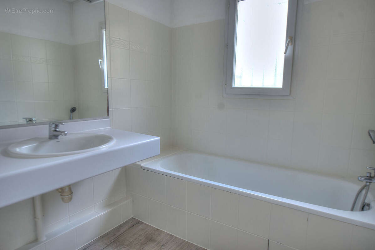 Appartement à SAINT-RAPHAEL