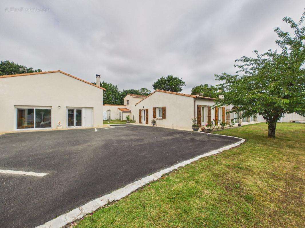 Maison à BREUILLET
