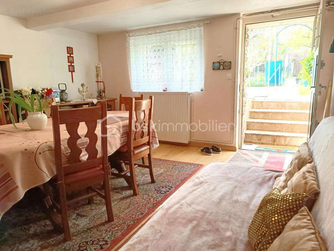 Aulnay Sud – Grande maison familiale 150 m² au pied du Canal de l’Ourcq - photo 12