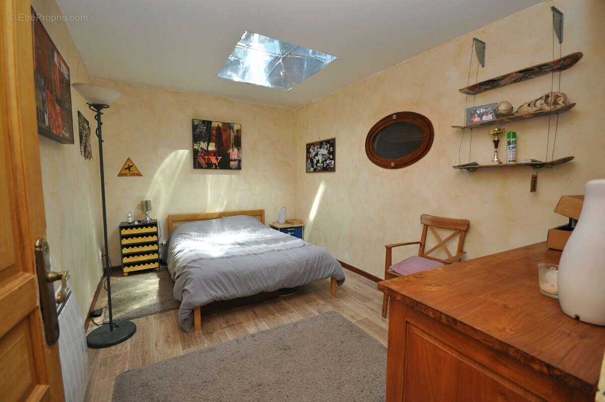 Maison à BREUX-JOUY