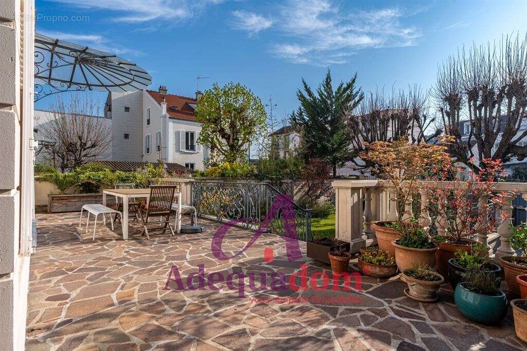 Maison à BOIS-COLOMBES