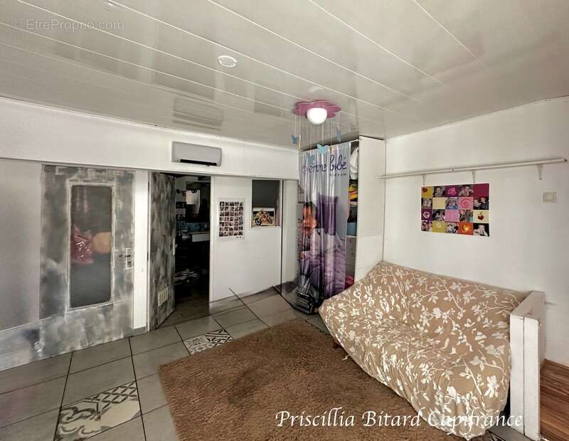 Maison de village de 141 m² avec dépendance et jardin. Beau potentiel - photo 9