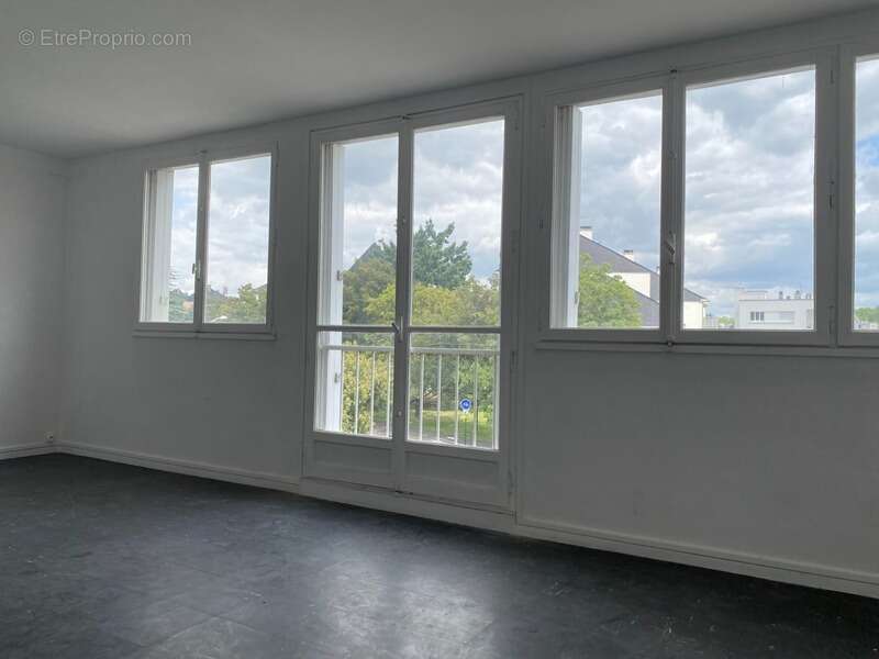 Appartement à SAINT-CYR-SUR-LOIRE