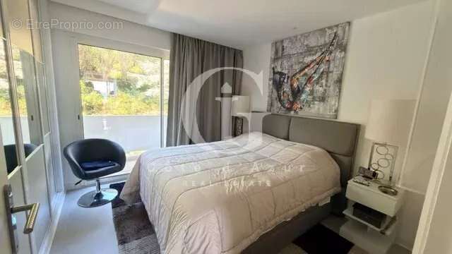 Appartement à VALLAURIS