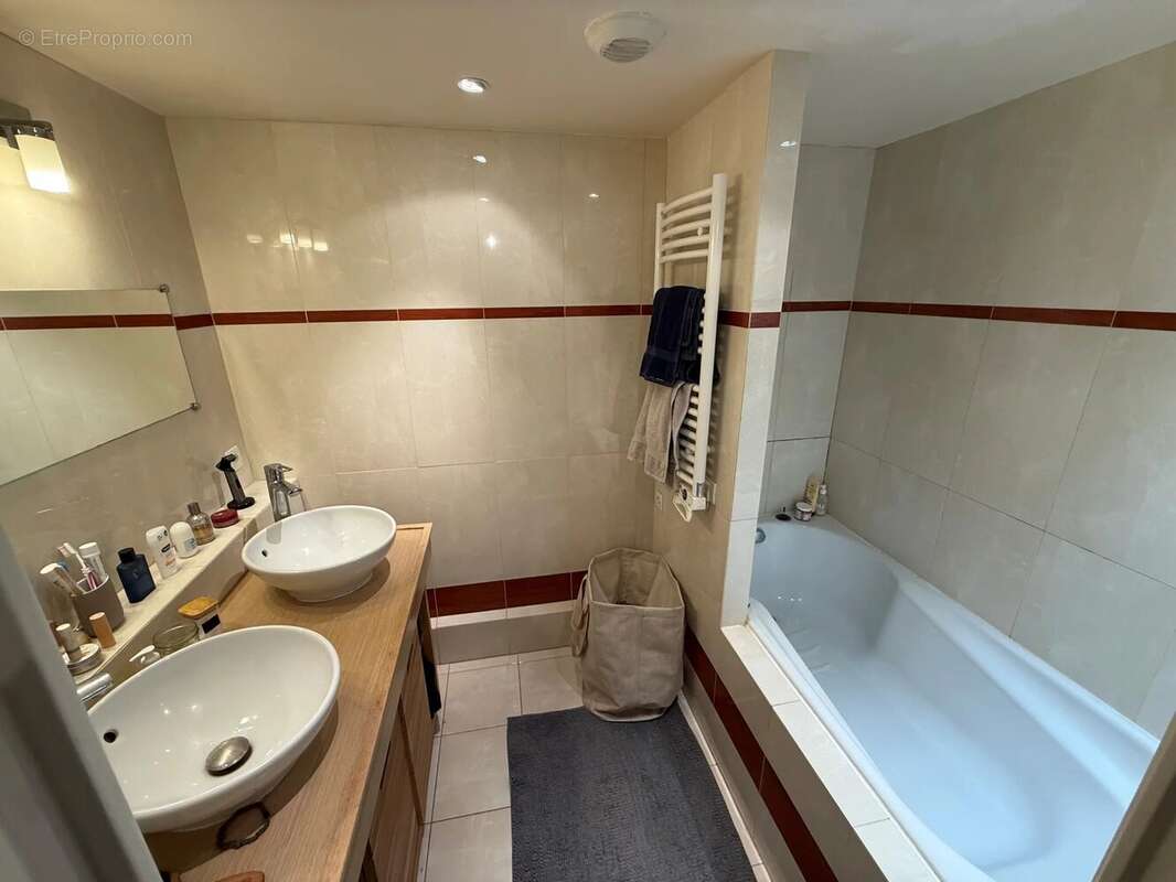 Appartement à MONTIGNY-LE-BRETONNEUX