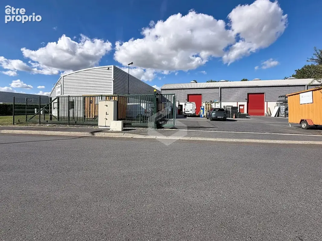 Commerce 1 300 m² à vendre à Saint-Brice-Courcelles (51370) - photo 3