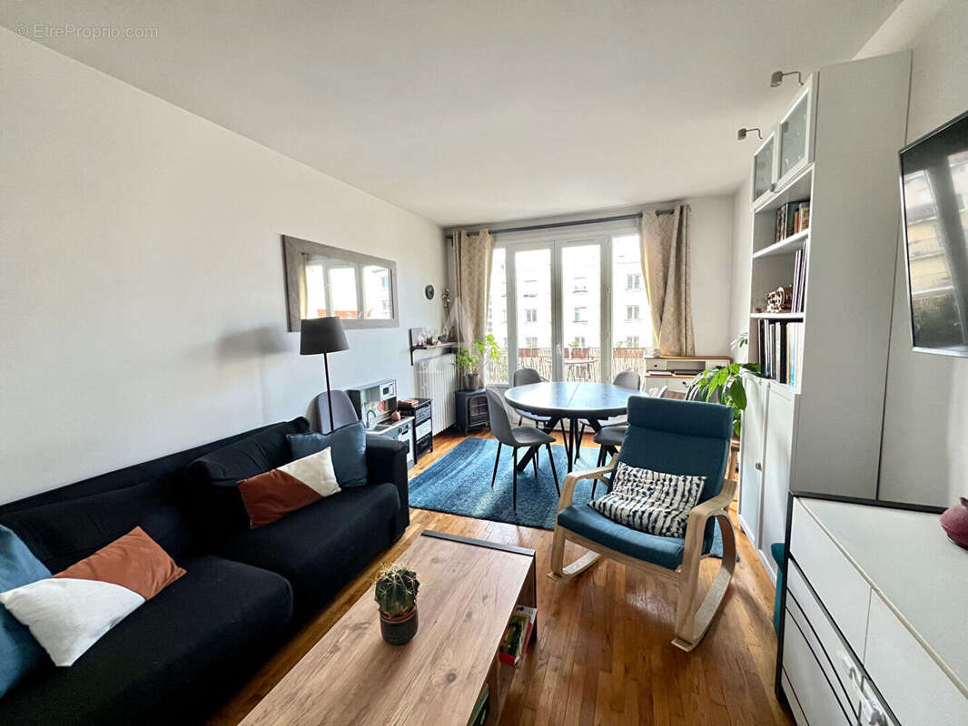 Appartement à FONTENAY-SOUS-BOIS