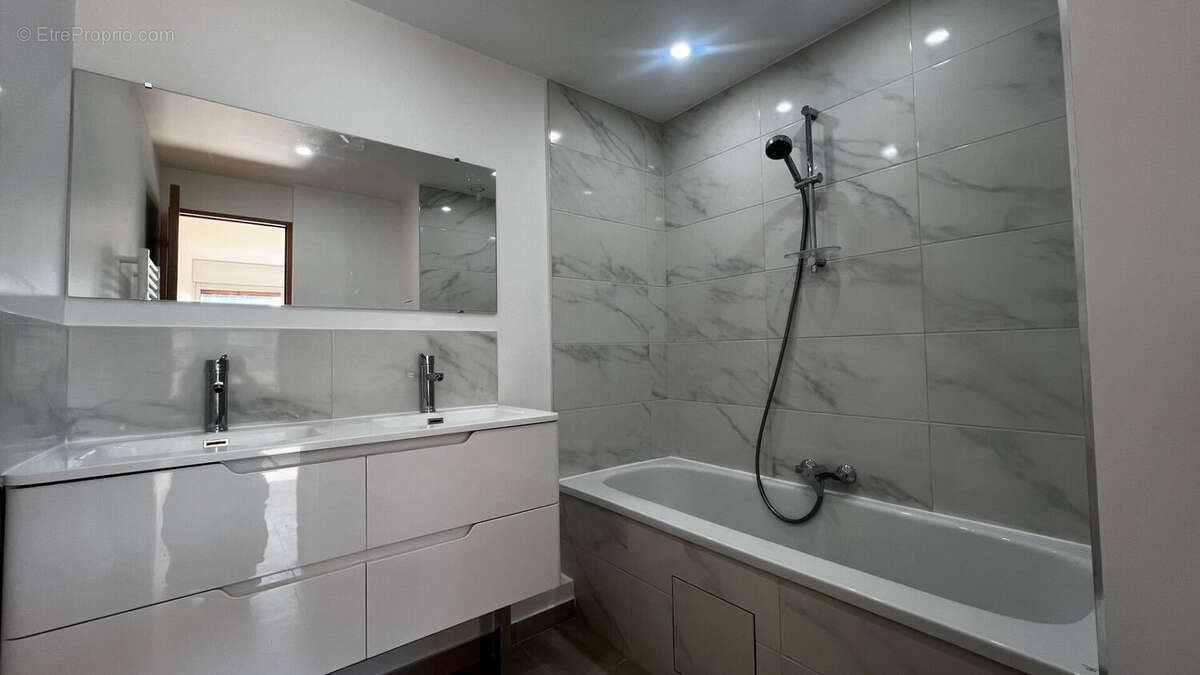 Appartement à LE CHESNAY