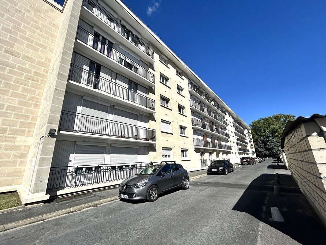 Appartement à ROSNY-SOUS-BOIS