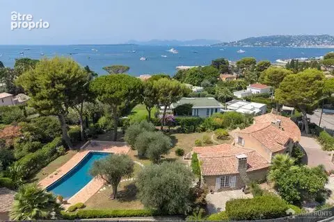 Maison 240 m² à Antibes  - photo 2