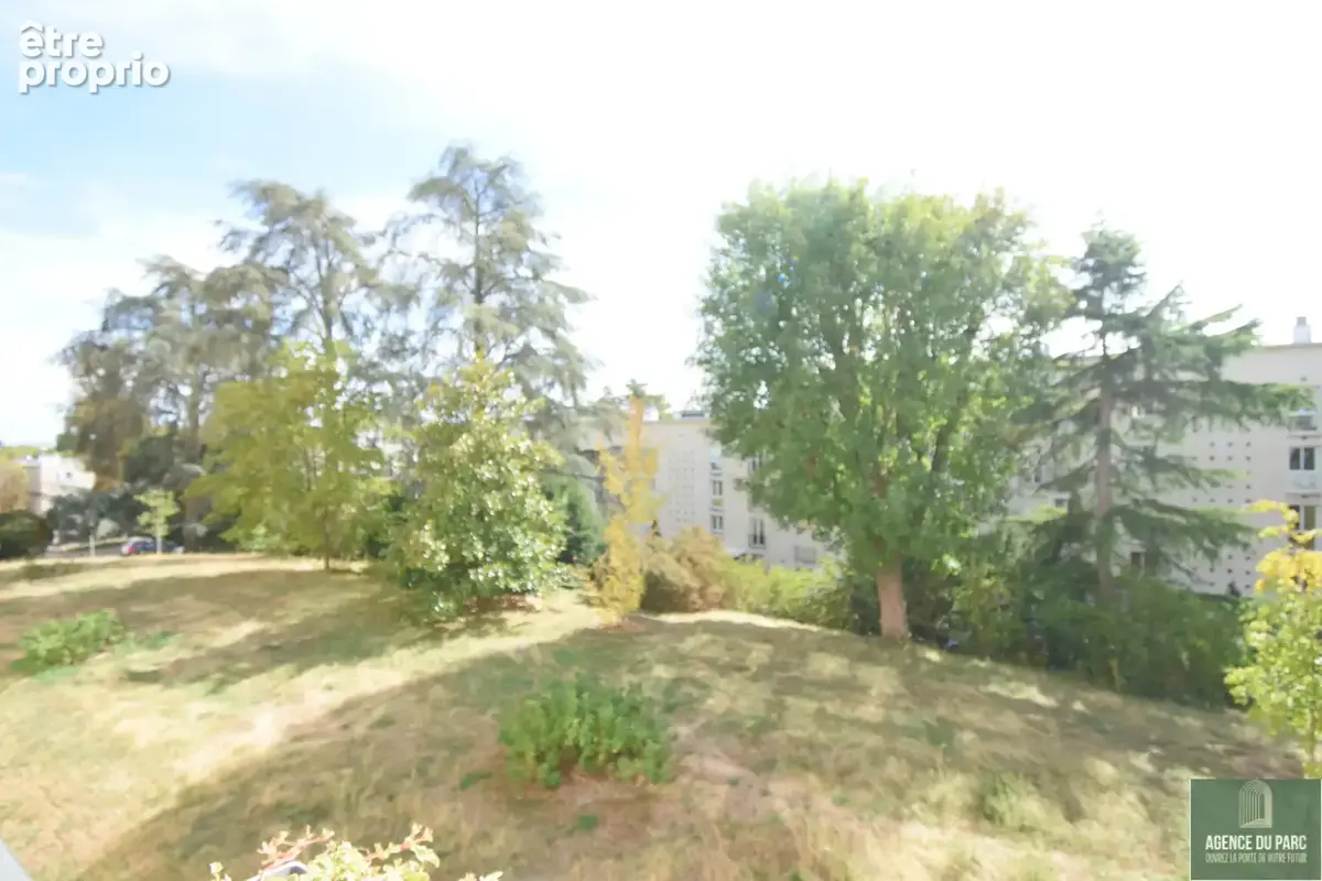 Appartement 92 m2, trois chambres, proche gare - photo 7