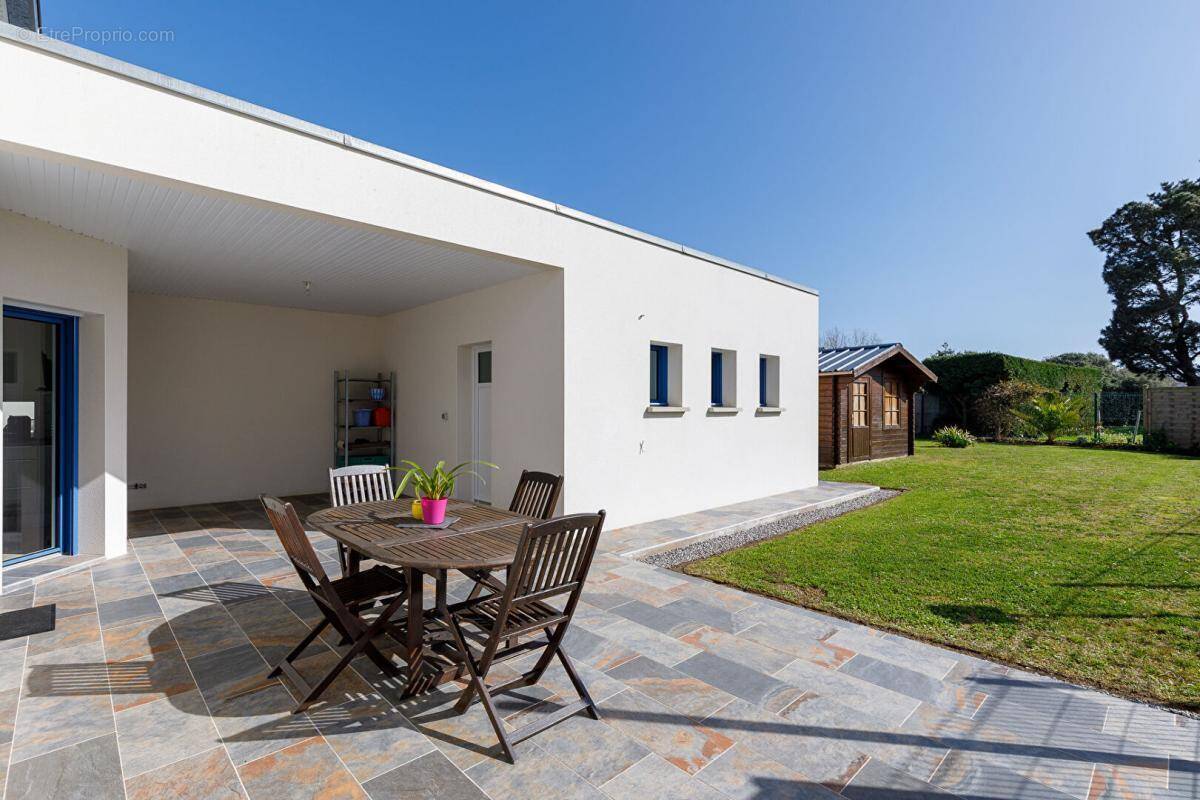 Maison à LA TURBALLE