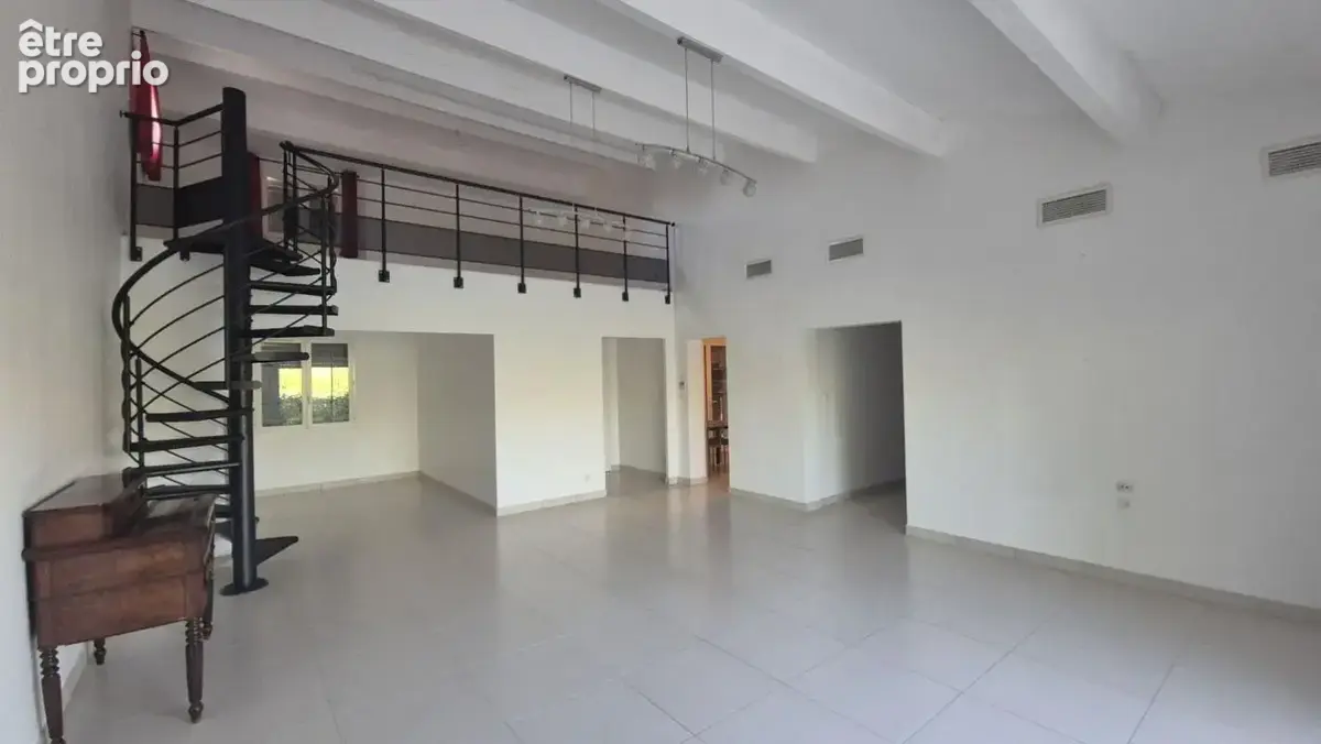 Maison 139 m² à Le Cres  - photo 3