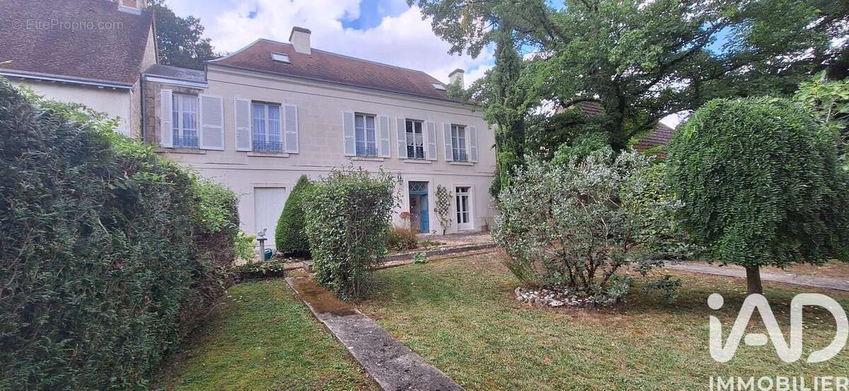 Photo 5 - Maison à AZAY-LE-FERRON