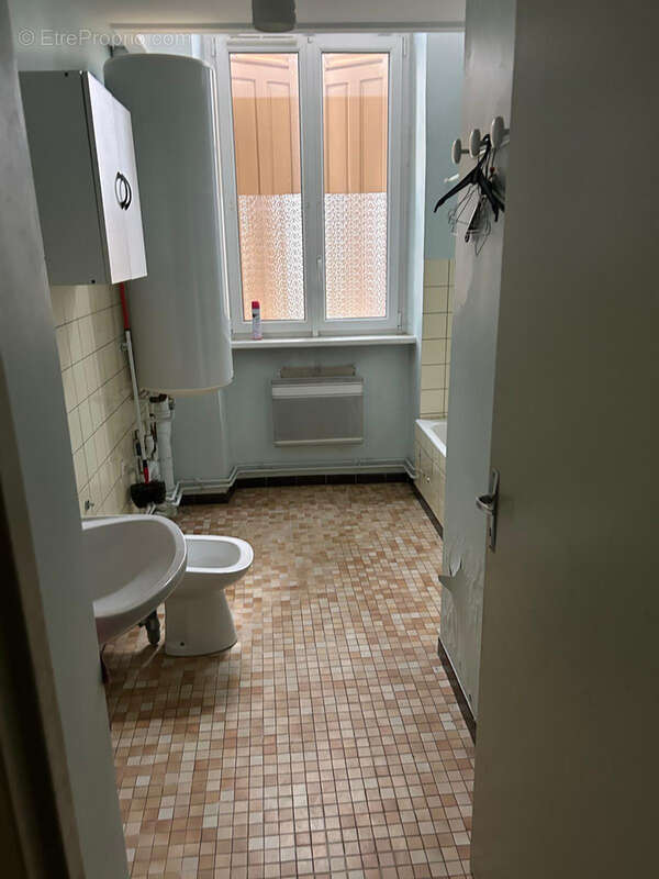 Appartement à GROSTENQUIN