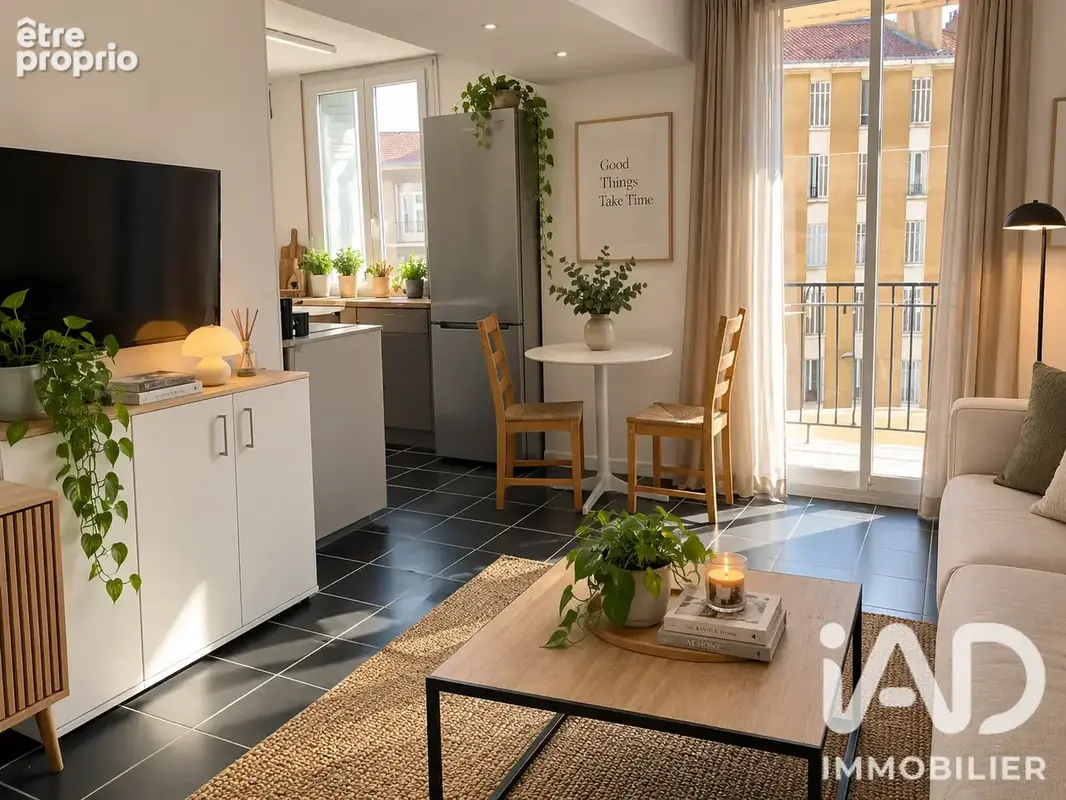 Photo 1 - Appartement à MARSEILLE-6E
