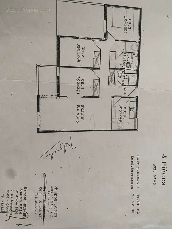 Appartement à MOUGINS