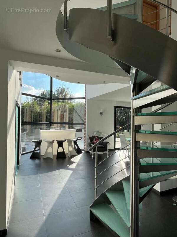 Maison à AWOINGT