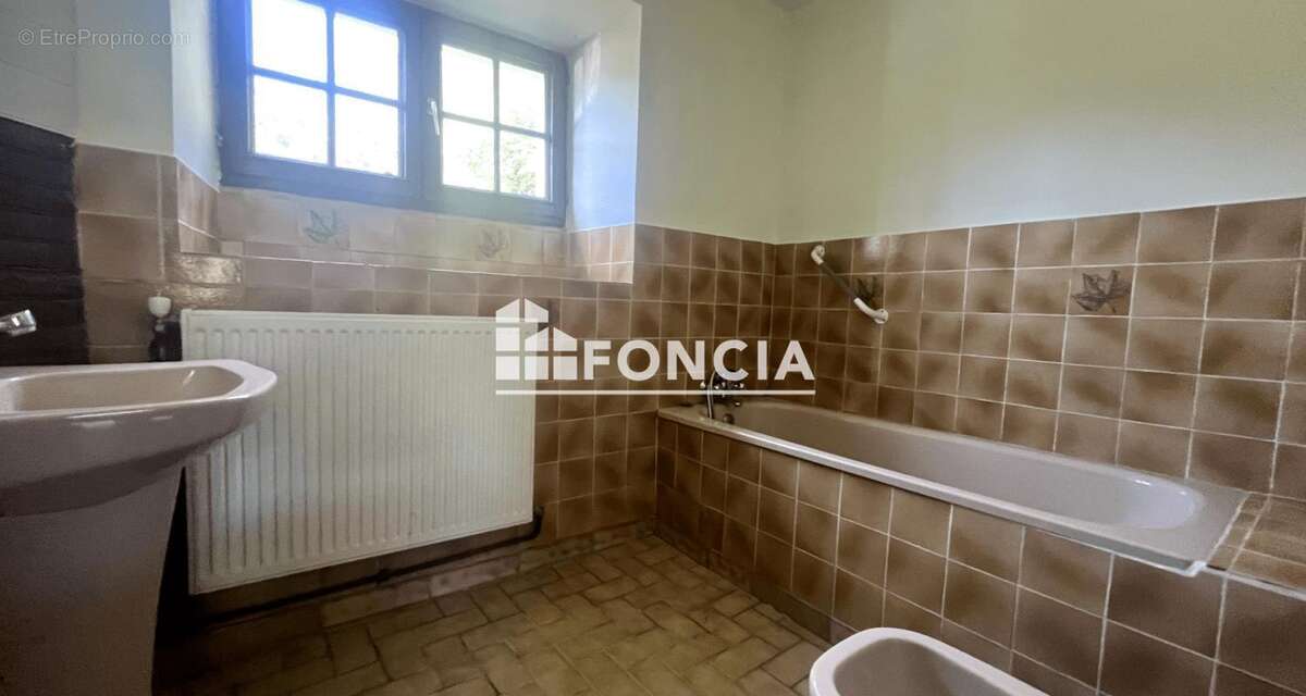 Maison à SECHILIENNE