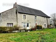 Maison à SAINT-PIERRE-DE-MAILLE