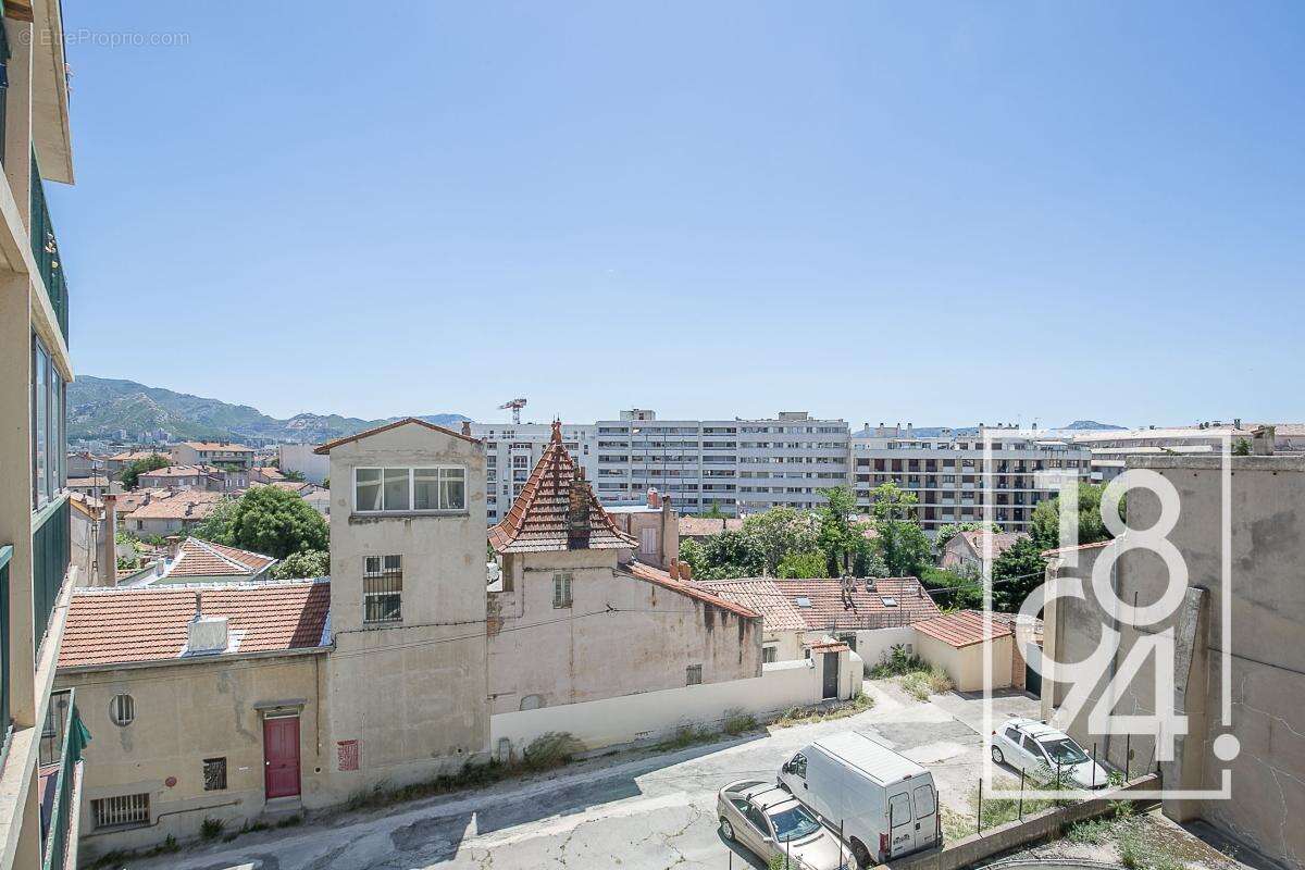Appartement à MARSEILLE-5E