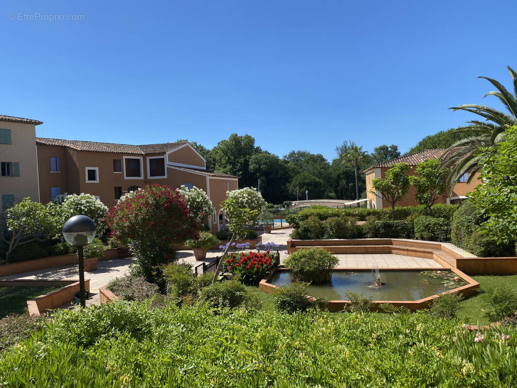 Appartement à COGOLIN