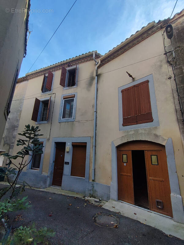 Maison à AZILLE