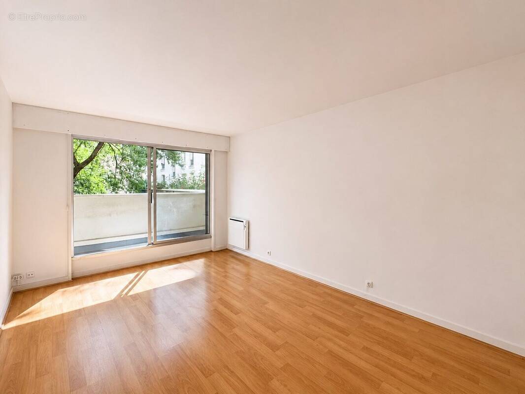 Appartement à PARIS-11E