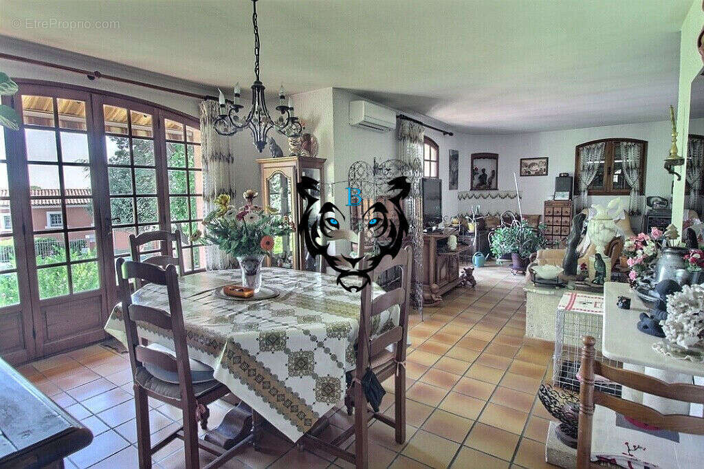 Maison à SAINT-RAPHAEL