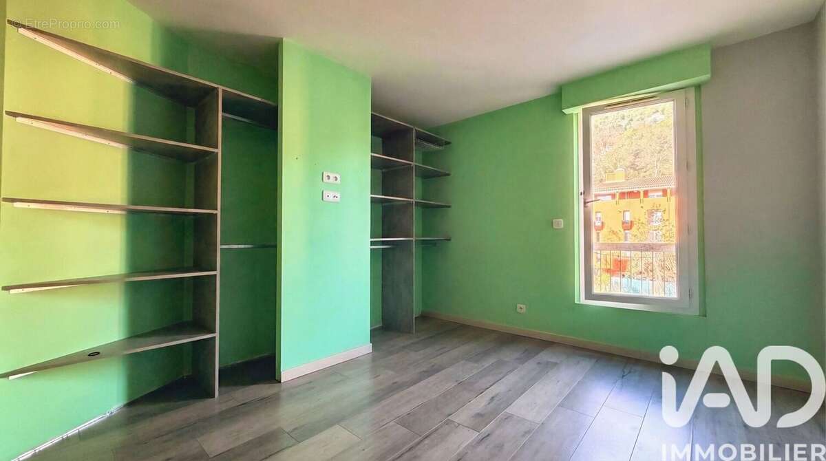 Appartement 100 m² à Drap  - photo 8