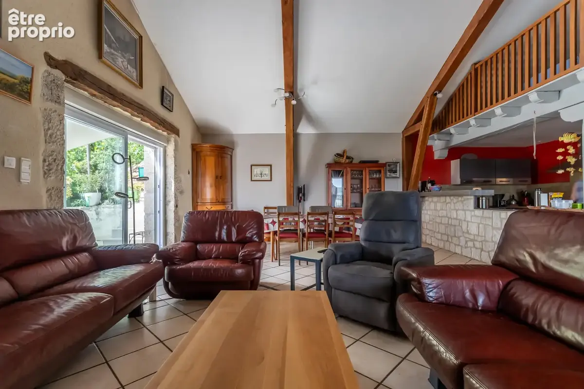 Maison de campagne avec piscine et dépendances - photo 6