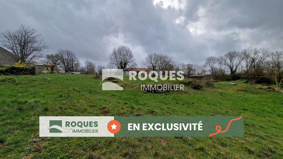 Terrain à LE CAYLAR