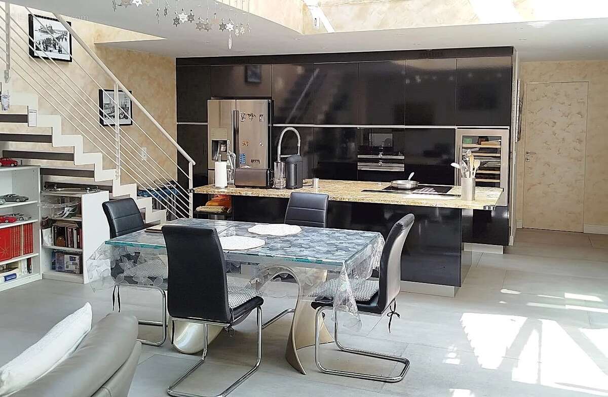 Nice Port – Bas Mont Boron  Loft d'exception de 120 m² avec 110 m² de terrasses – Dernier étage - photo 4