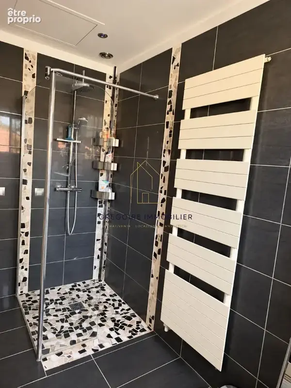PERTUIS - Maison T4 de plain-pied avec piscine et garage - photo 14