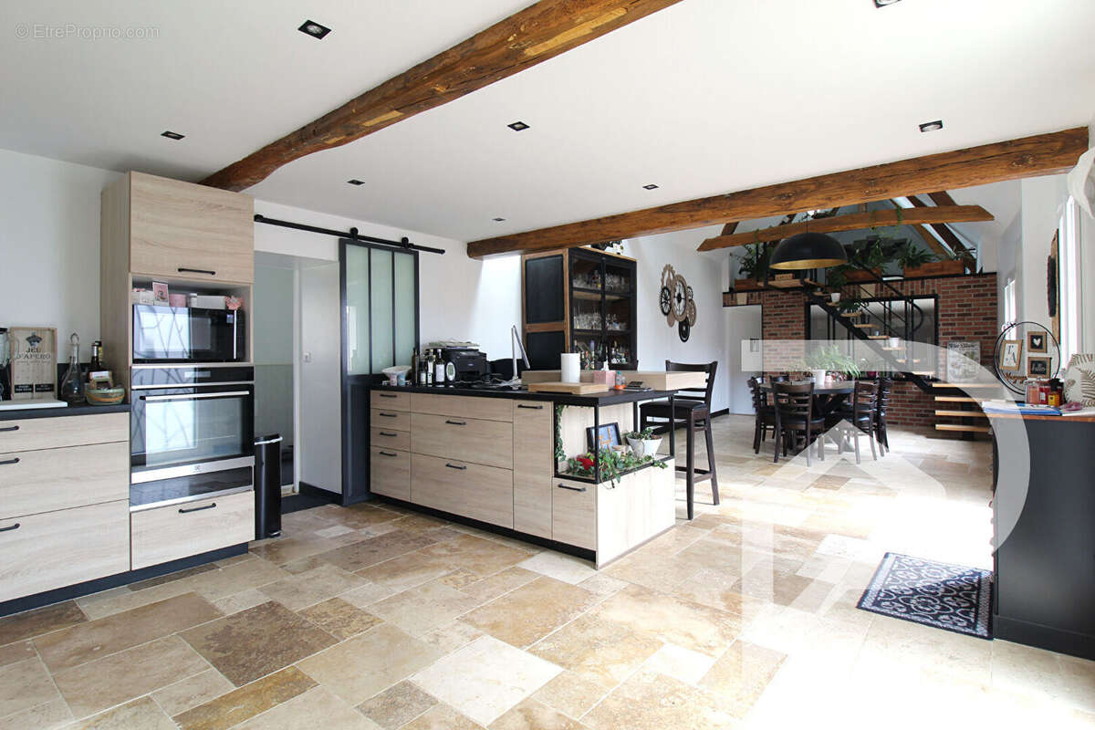 Maison à JONQUIERES