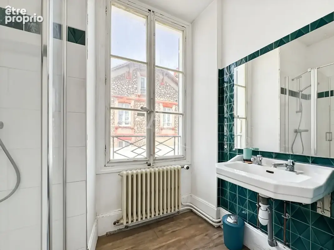 Maison bourgeoise en centre-ville de 214m², 5 chambres avec stationnement - photo 15