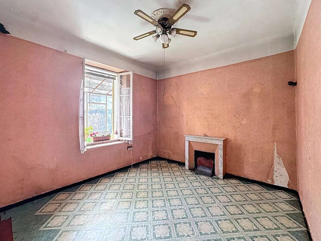 Appartement à MARSEILLE-9E