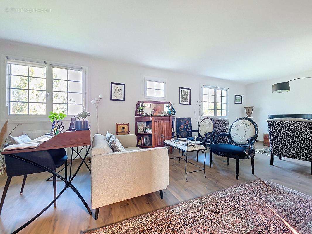 Maison à SAINT-GEORGES-D&#039;ESPERANCHE