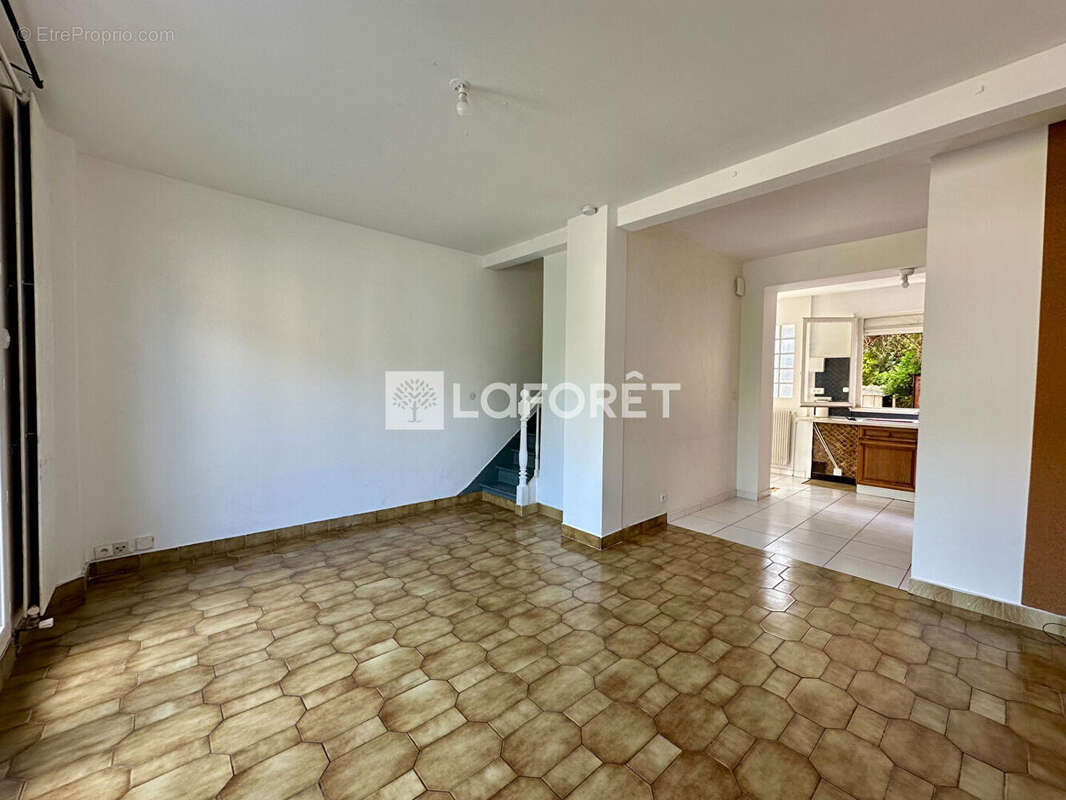 Maison Juvisy Sur Orge 3 pièce(s) 61 m2 - photo 2