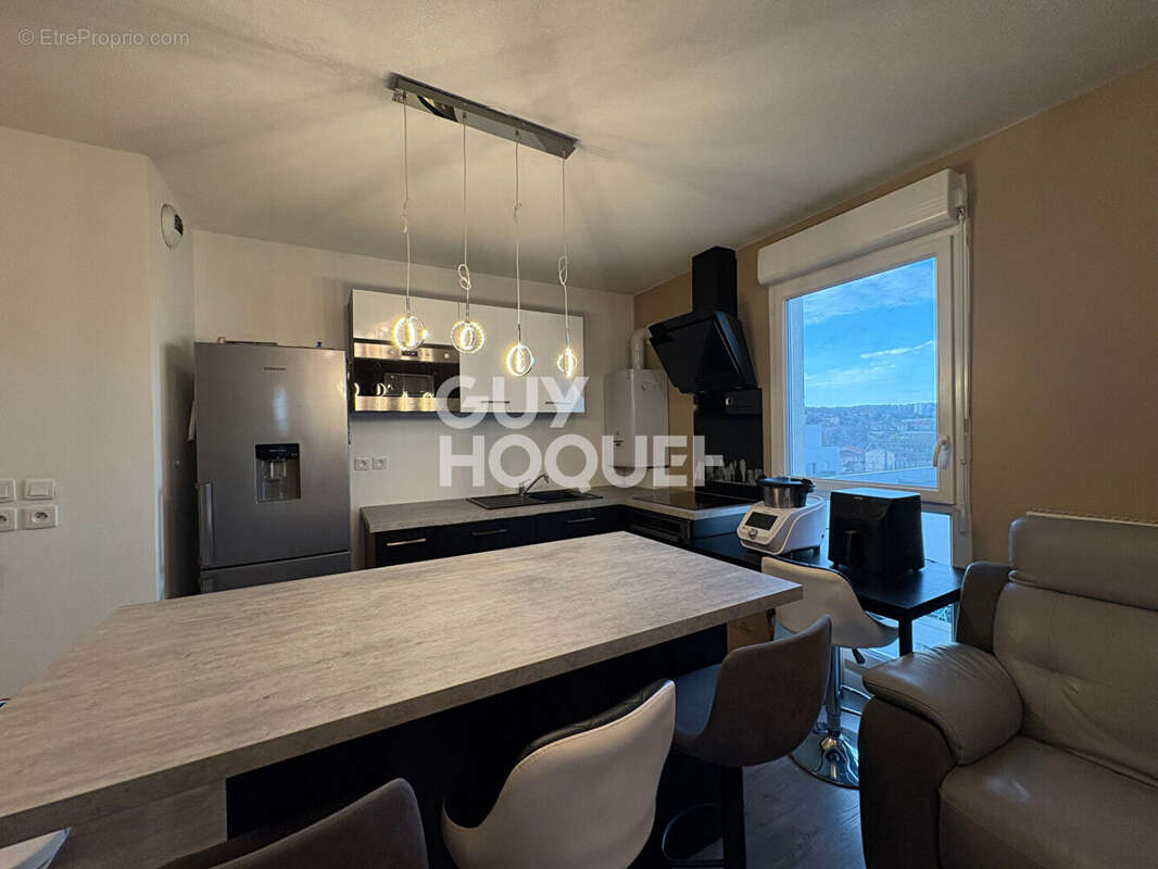 Appartement à GIVORS