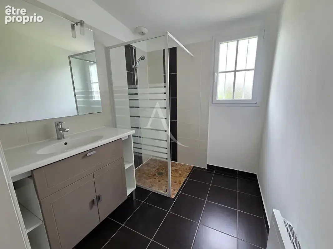 Maison de plain-pied 3 chambres au calme en impasse à palluau - photo 9