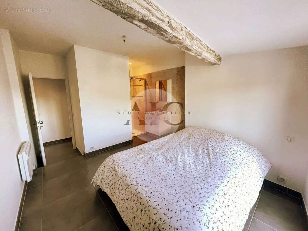 Appartement à FAYENCE